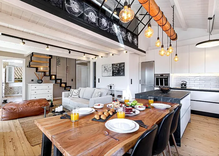 Art Loft Venetian Well * Corfu (city)